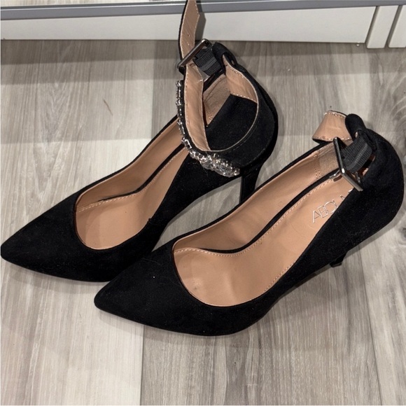 Abound Black Heels with Embellished Strap - Picture 4 of 4